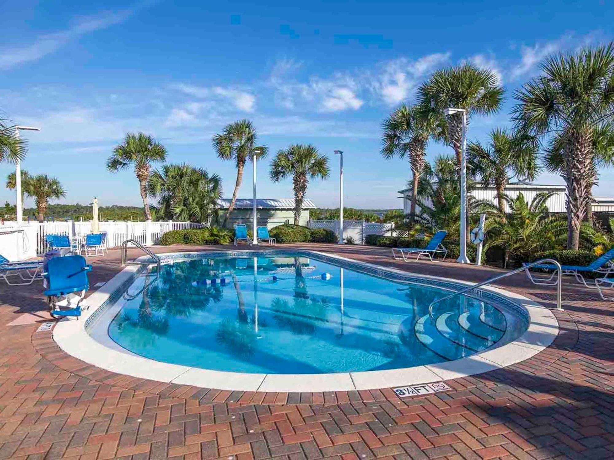 Apartment Pinnacle Port A-702 Panama City Beach